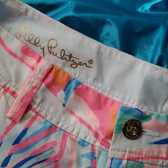 Lilly Pulitzer watercolor sailboat Callahan shorts - Picture 3 of 4